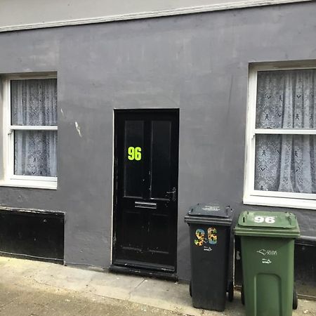赖德96 High Street公寓 外观 照片